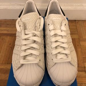 Custom MiAdidas Superstar 80s, Snake Size 6.5 NWT Custom MiAdidas Superstar 80s, Snake Size 6.5 NWT